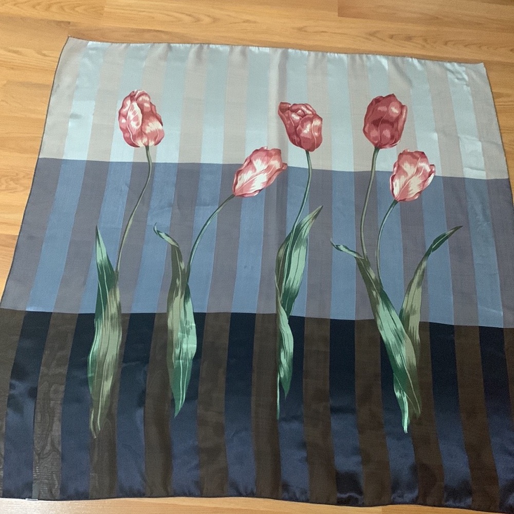 🤩Beautiful Scarf!!! - Picture 3 of 6